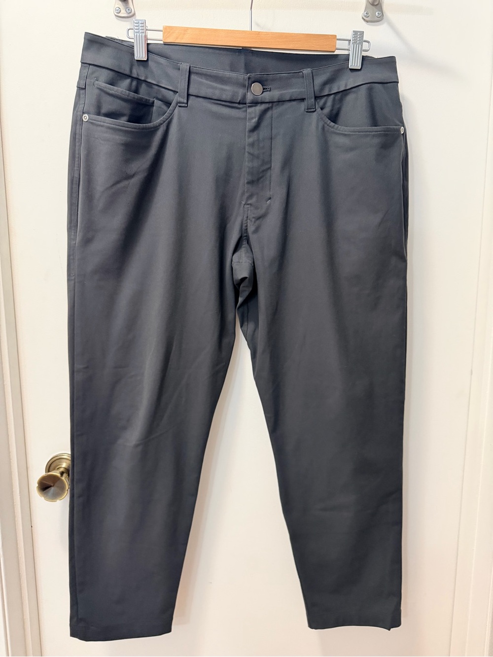 Men’s Lululemon ABC Pants 33/26